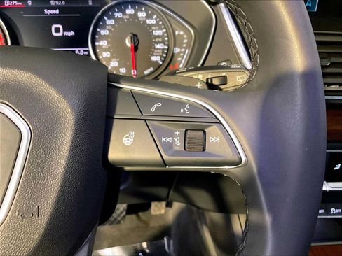 Used 2022 Audi Q5 2.0T Premium w/ Convenience Package AWD/4WD image 28