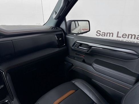 Used 2024 GMC Sierra 1500 AT4 w/ Technology Package image 23