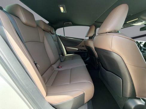 Used 2023 Lexus ES 350 w/ Accessory Package (Z2) FWD image 17
