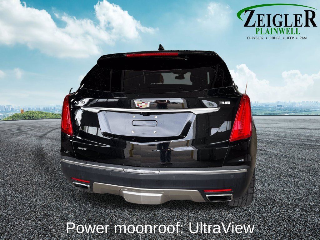 Used 2017 Cadillac XT5 Platinum AWD/4WD image 5