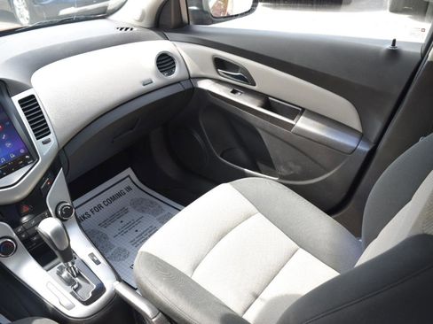 Used 2012 Chevrolet Cruze LS w/ Connectivity Package FWD image 13