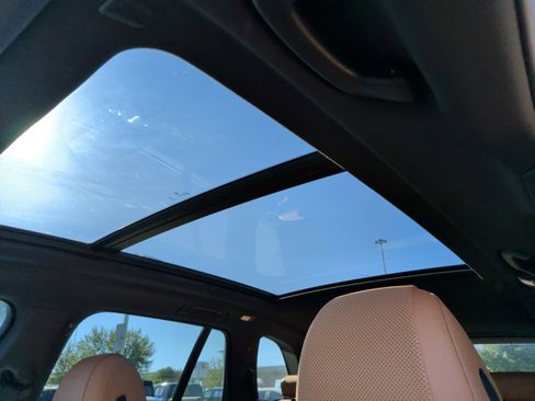 Certified 2024 BMW X5 xDrive40i w/ Premium Package image 27