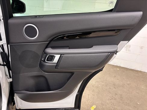 Used 2026 Land Rover Discovery S image 41