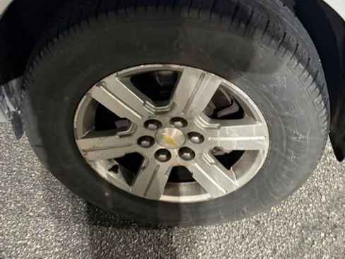 Used 2009 Chevrolet Traverse LT image 11