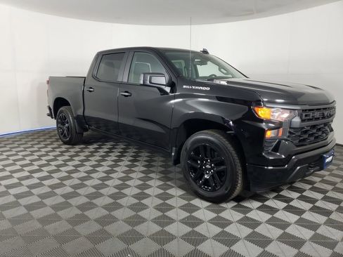 New 2026 Chevrolet Silverado 1500 Custom image 2