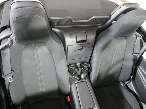 New 2026 MAZDA MX-5 Miata Club w/ Interior Package RWD image 4