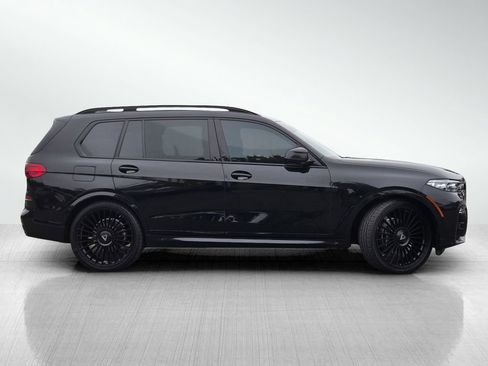 Used 2022 BMW X7 xDrive40i w/ M Sport Package AWD/4WD image 3