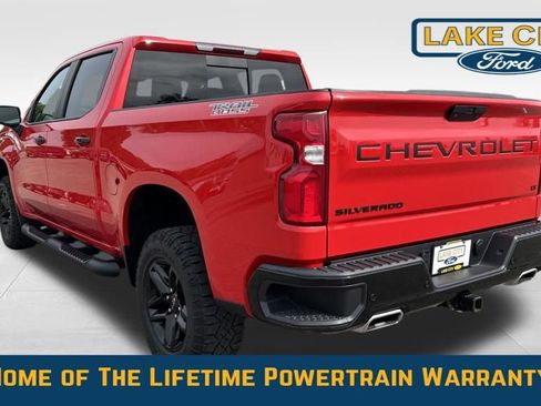 Used 2021 Chevrolet Silverado 1500 LT Trail Boss w/ LT Trail Boss Premium Package AWD/4WD image 3