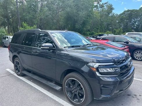 Used 2024 Ford Expedition Limited RWD image 4