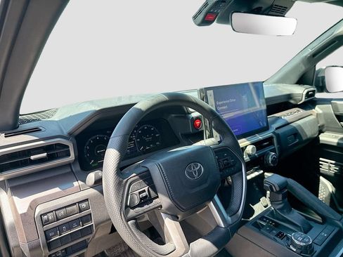 Used 2026 Toyota Tacoma TRD Off-Road AWD/4WD image 11