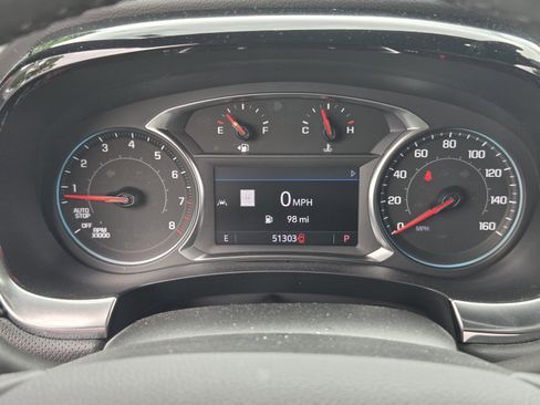 Used 2023 Chevrolet Traverse RS FWD image 23