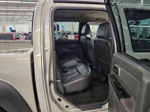 Used 2005 Chevrolet Colorado LS image 29