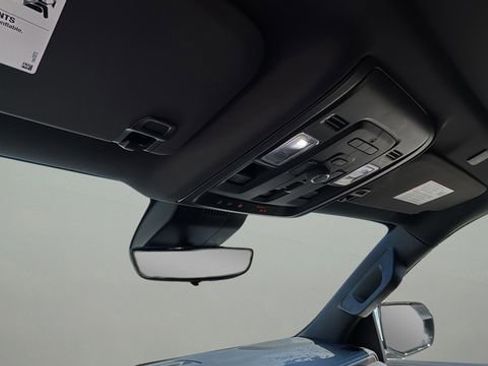 Used 2023 Chevrolet Tahoe High Country image 28