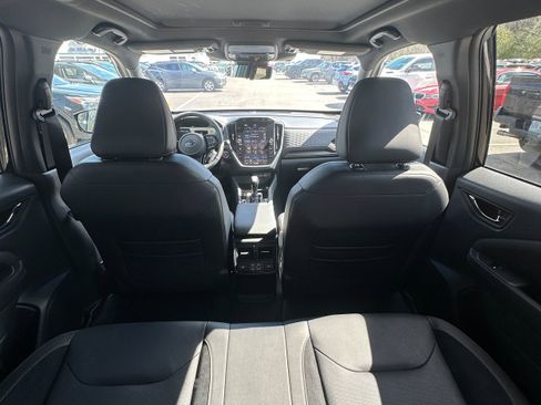 Used 2025 Subaru Forester Touring image 10