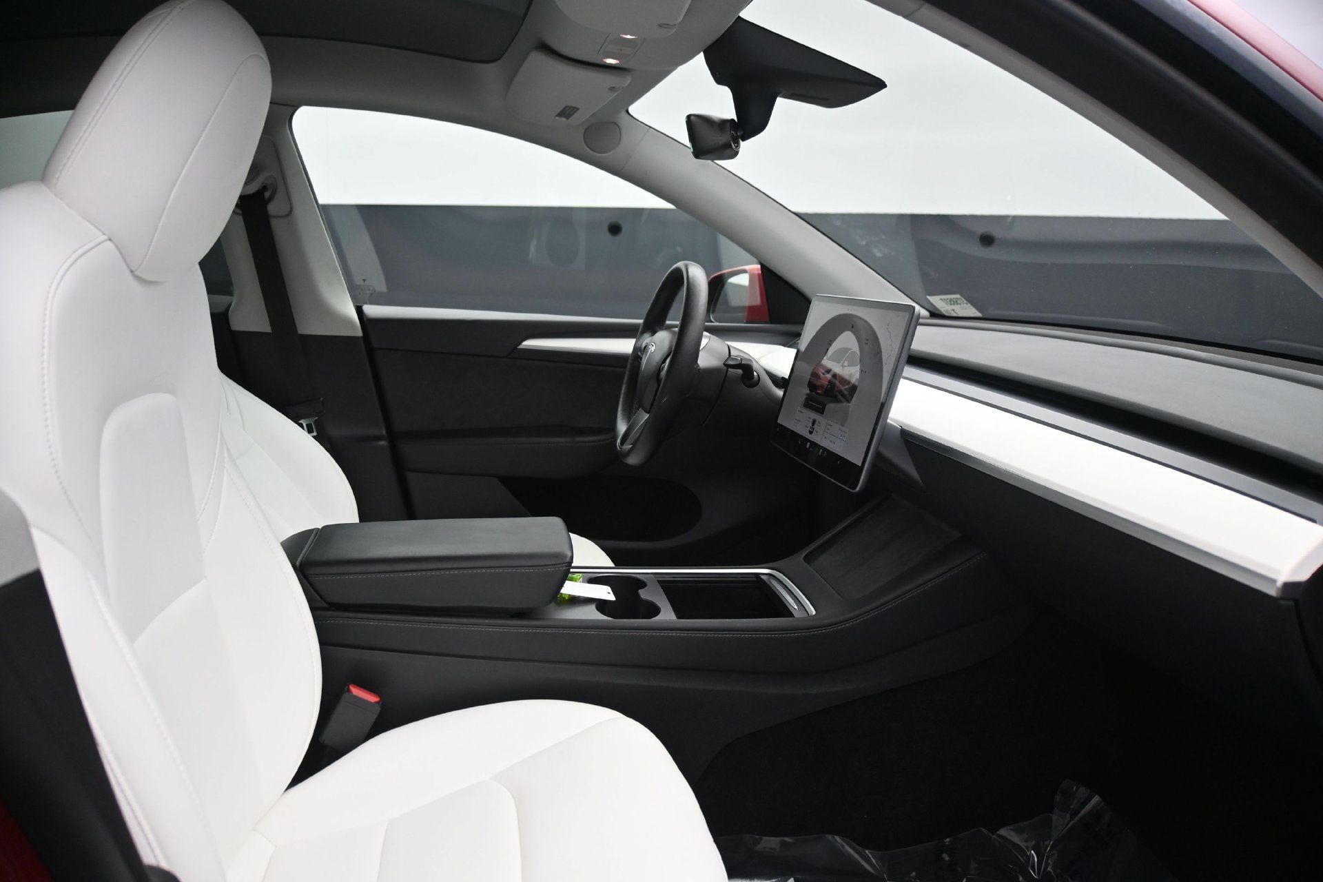 Used 2022 Tesla Model Y Performance AWD/4WD image 13