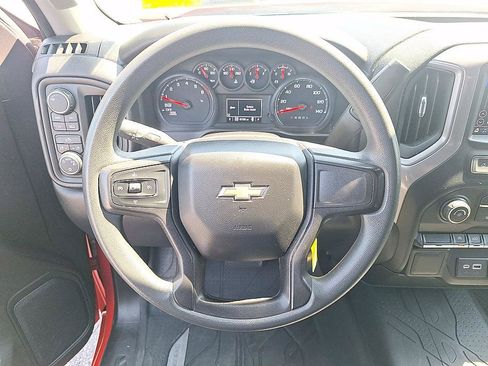 Used 2021 Chevrolet Silverado 1500 Custom AWD/4WD image 13