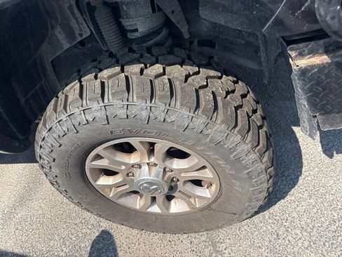 Used 2017 RAM 2500 Laramie w/ Sport Appearance Group AWD/4WD image 9