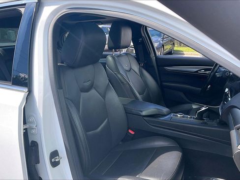 Used 2021 Cadillac CT5 Premium Luxury RWD image 9