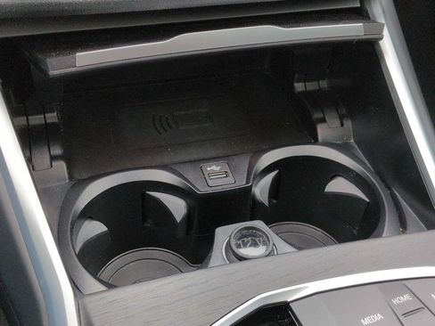 Certified 2023 BMW i4 eDrive35 w/ Premium Package RWD image 33