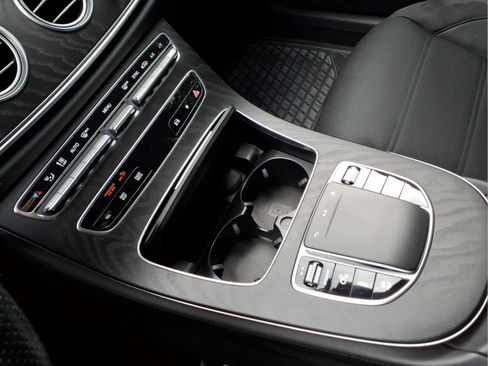 Certified 2022 Mercedes-Benz E 53 AMG 4MATIC Sedan image 16