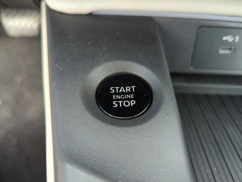 New 2026 Nissan Sentra SL w/ Floor Mat Package FWD image 18