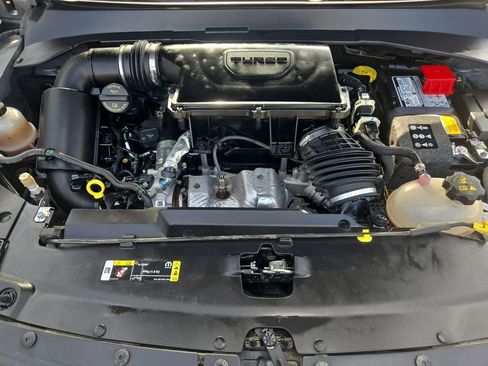 Certified 2024 Jeep Compass Latitude image 33