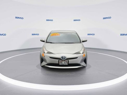 Used 2016 Toyota Prius Three Touring image 3