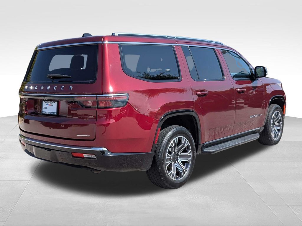 Used 2024 Jeep Wagoneer Series II AWD/4WD image 4