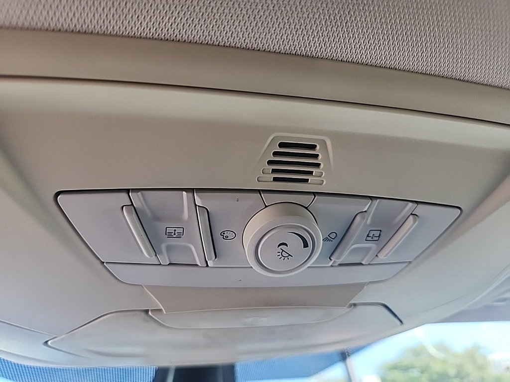 Used 2013 Ford Escape Titanium w/ Parking Technology Pkg FWD image 24