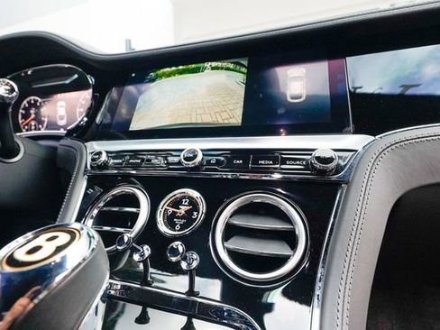 Used 2020 Bentley Continental GT V8 image 88
