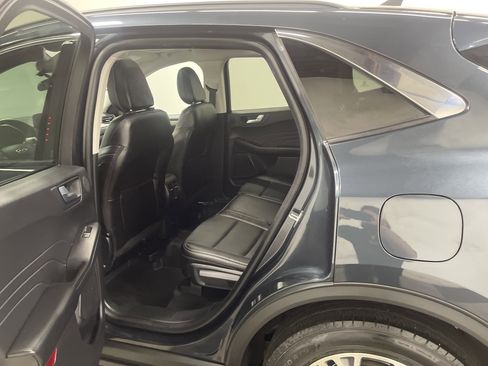 Used 2022 Ford Escape SEL w/ Technology Package image 13