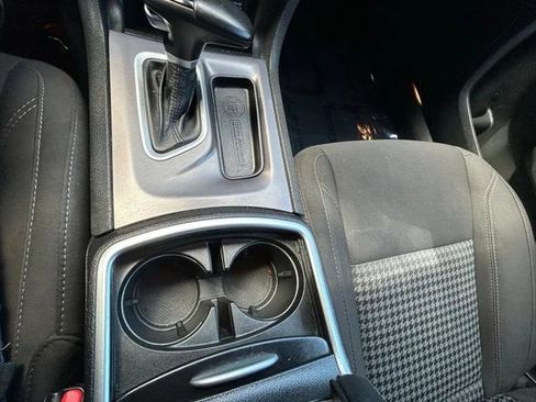 Certified 2023 Dodge Charger SXT RWD image 21