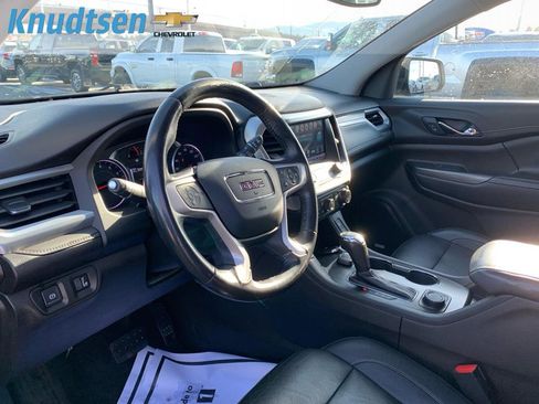 Used 2019 GMC Acadia SLT image 10