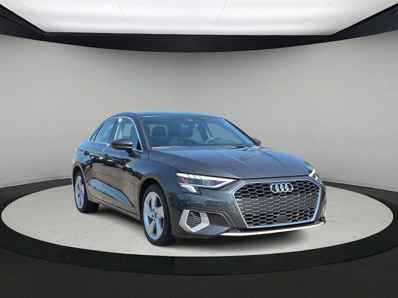 Used 2023 Audi A3 2.0T Premium Plus w/ Premium Plus Package FWD image 2
