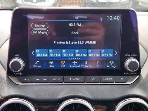 Used 2024 Nissan Sentra SR w/ SR Premium Package FWD image 11