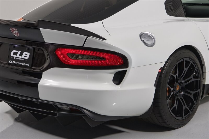 Used 2014 SRT Viper SRT-10 RWD image 36