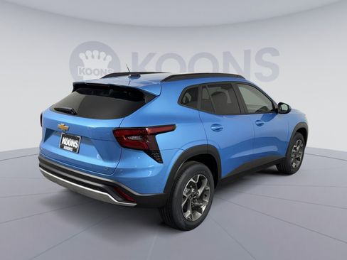 New 2026 Chevrolet Trax LT image 7
