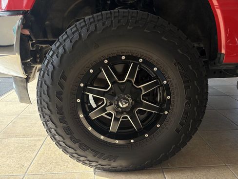 Used 2019 Ford F250 Lariat w/ Chrome Package image 7