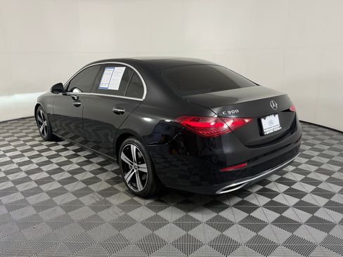 Used 2023 Mercedes-Benz C 300 4MATIC Sedan image 3