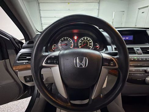 Used 2011 Honda Accord EX image 15