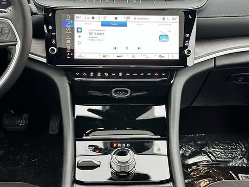 New 2026 Jeep Grand Cherokee L 4WD image 14