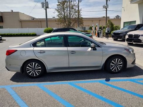 Used 2018 Subaru Legacy 2.5i Premium AWD/4WD image 1