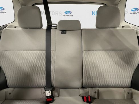Used 2018 Subaru Forester 2.5i AWD/4WD image 13