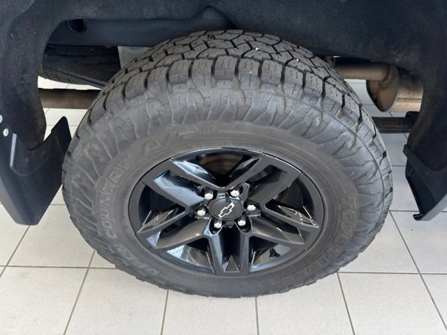 Used 2022 Chevrolet Silverado 1500 LT Trail Boss w/ Bed Protection Package AWD/4WD image 38