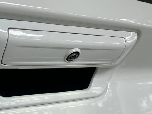 Used 2025 RAM 2500 Limited AWD/4WD image 23