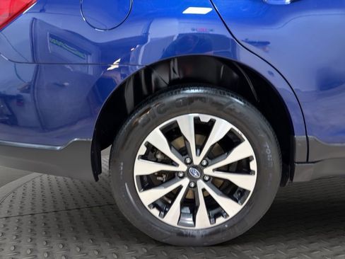 Used 2017 Subaru Outback 2.5i Limited image 21