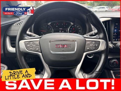 Used 2024 GMC Terrain SLT FWD image 13