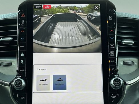 New 2026 RAM 2500 4x4 Crew Cab image 44