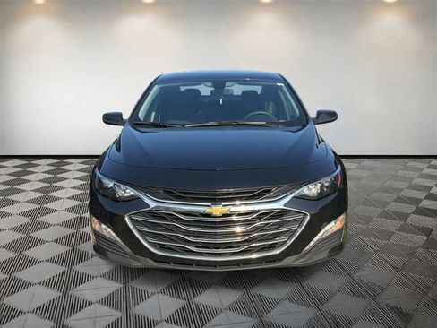 Used 2022 Chevrolet Malibu LT FWD image 2