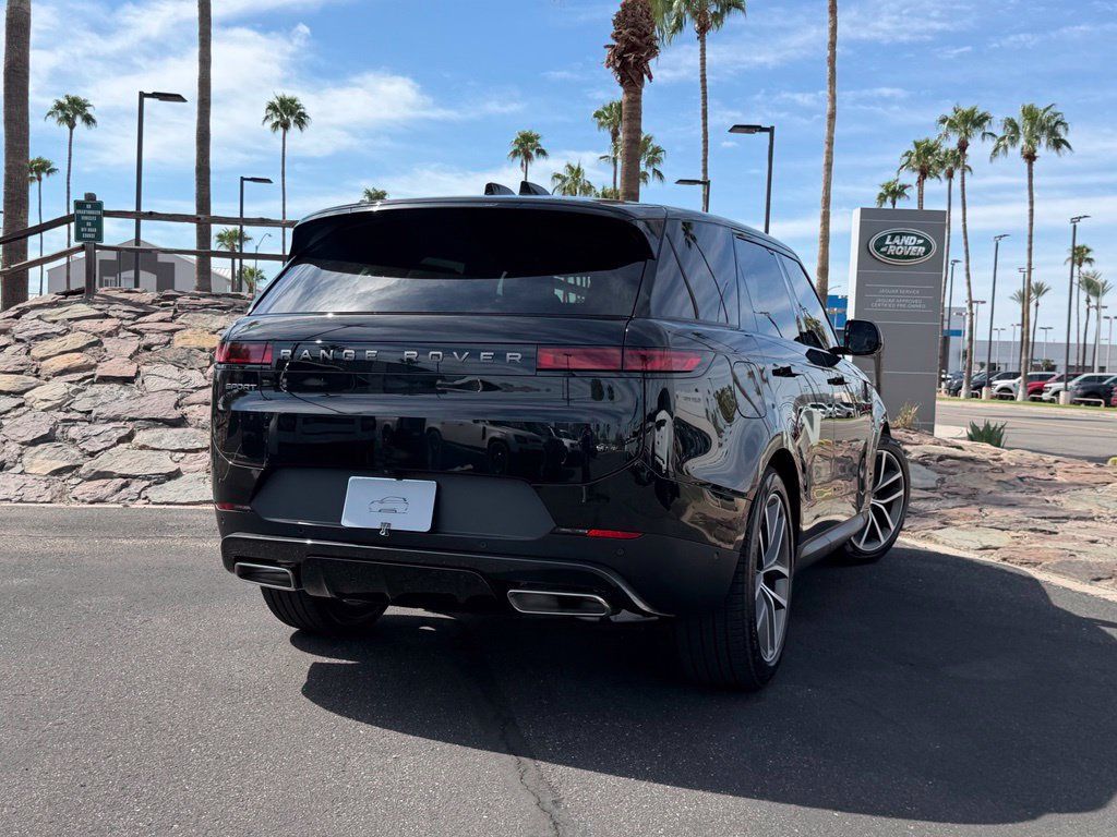 New 2027 Land Rover Range Rover Sport SE AWD/4WD image 20